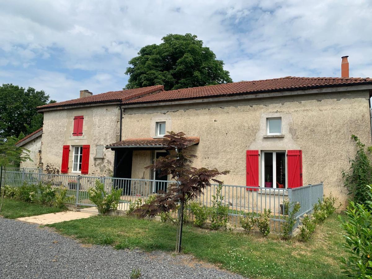 Le Marronnier Entre Les Buis Bed & Breakfast Bussière-Portevine Exterior photo